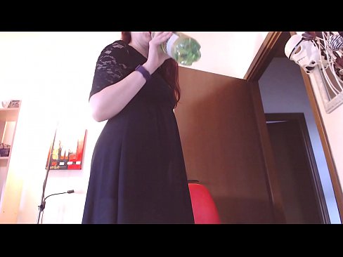 ❤️ Een onderdanige slaaf die houdt van vieze en weelderige slipjes wordt gedwongen te masturberen na het bekijken van deze video! ☑ Porn video at nl.sexuria-net.ru